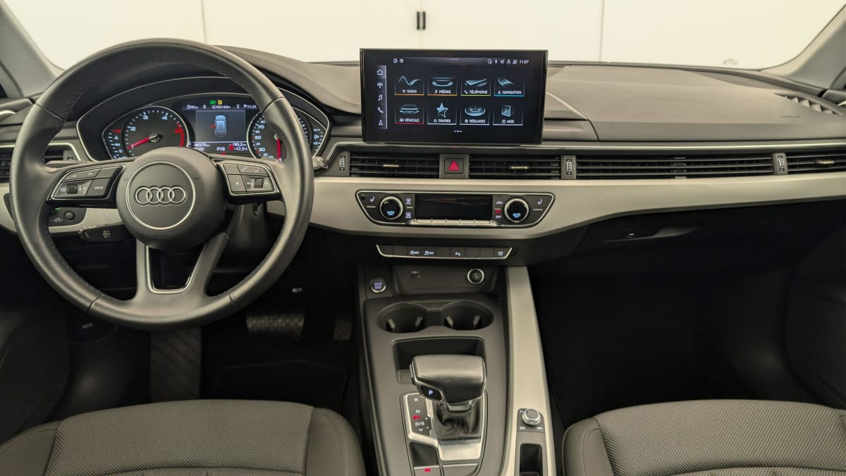 Vente en ligne Audi A4 Avant 35 TDI 163 S tronic 7 Design au prix de 27 480 €