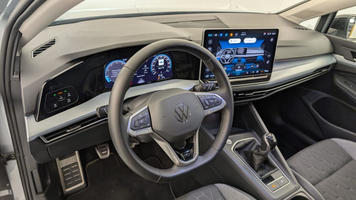 Vente en ligne Volkswagen Golf SW 1.5 TSI EVO2 116 BVM6 LIFE PLUS au prix de 24 390 €