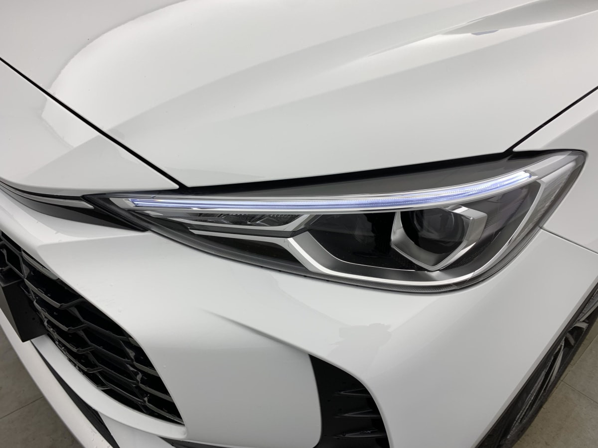 Vente en ligne Mg ZS 1.5 L Hybrid+ 197 ch Luxury au prix de 23 160 €
