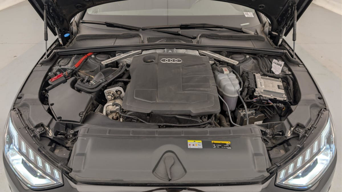Vente en ligne Audi A4 Avant 35 TDI 163 S tronic 7 Design au prix de 27 480 €