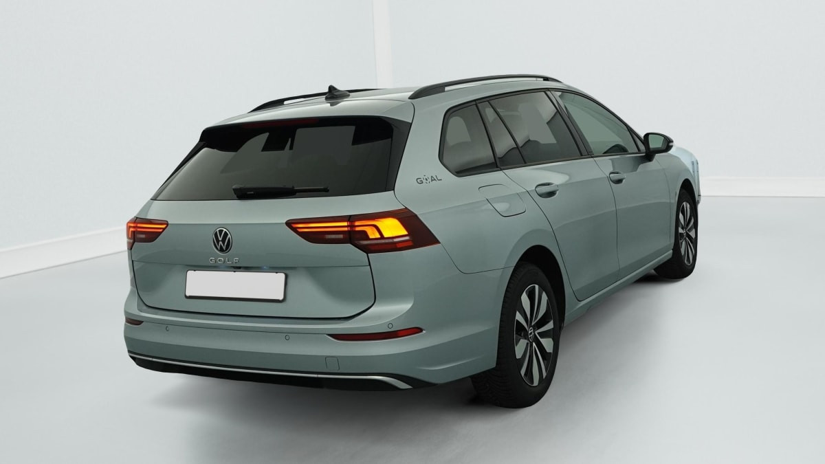 Vente en ligne Volkswagen Golf SW 1.5 TSI EVO2 116 BVM6 LIFE PLUS au prix de 24 390 €