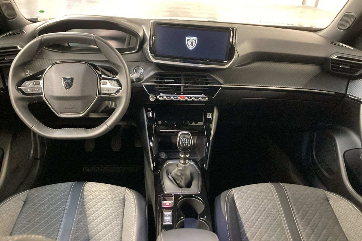 Vente en ligne Peugeot 2008 100 S S BVM6 Allure au prix de 17 890 €