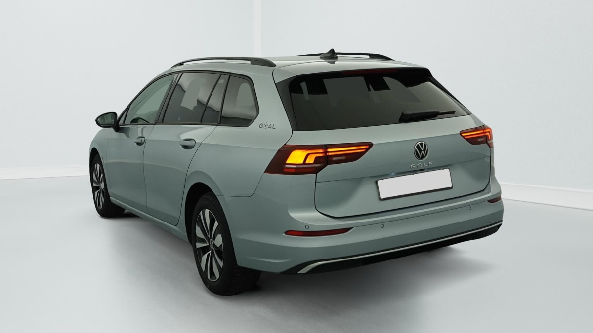 Vente en ligne Volkswagen Golf SW 1.5 TSI EVO2 116 BVM6 LIFE PLUS au prix de 24 390 €