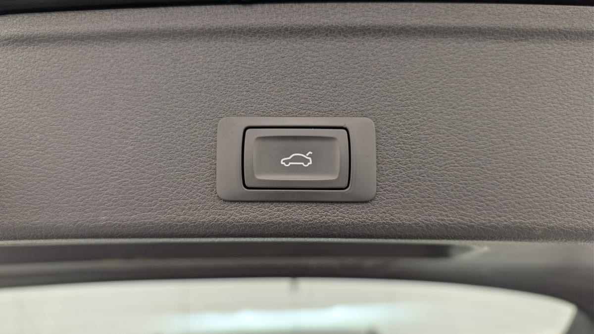 Vente en ligne Audi A4 Avant 35 TDI 163 S tronic 7 Design au prix de 27 480 €