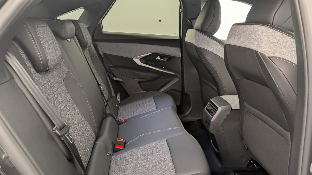 Vente en ligne Peugeot 3008 Hybrid 145 e-DCS6 Allure au prix de 28 510 €