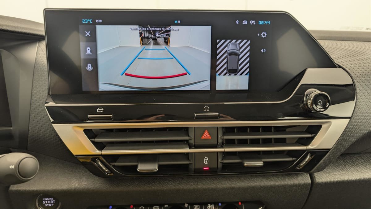 Vente en ligne Citroën C4 Hybride 145 ch e-DCS6 Business au prix de 22 330 €