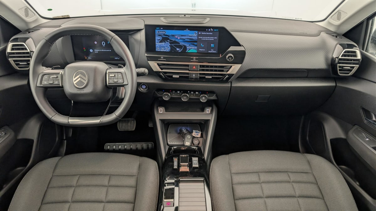 Vente en ligne Citroën C4 Hybride 145 ch e-DCS6 Business au prix de 22 330 €