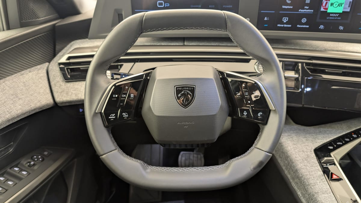 Vente en ligne Peugeot 3008 Hybrid 145 e-DCS6 Allure au prix de 26 450 €