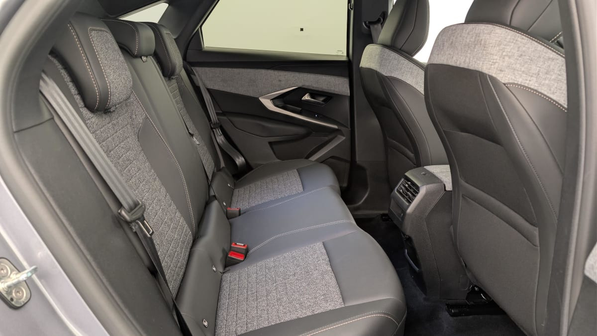 Vente en ligne Peugeot 3008 Hybrid 145 e-DCS6 Allure au prix de 26 450 €