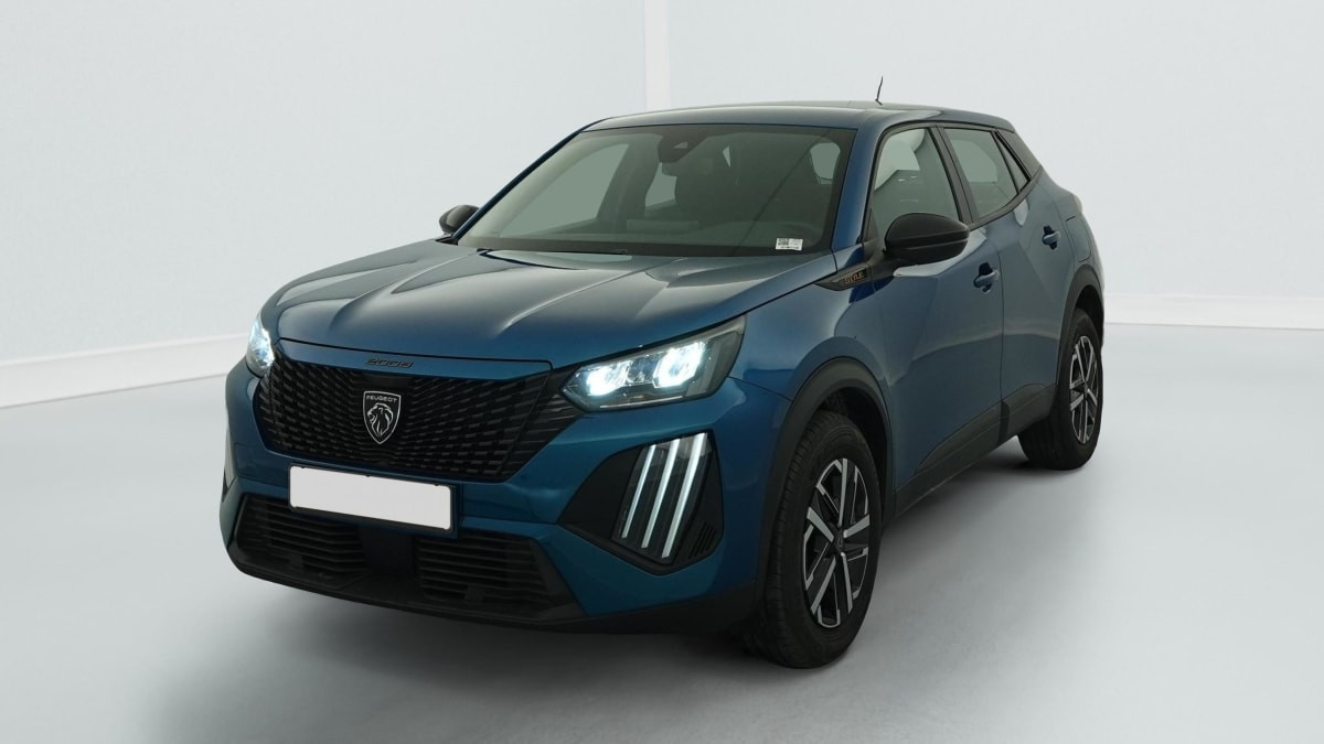 Peugeot 2008 Hybrid 145 e-DCS6 Style occasion de 2025 en vente à Rennes