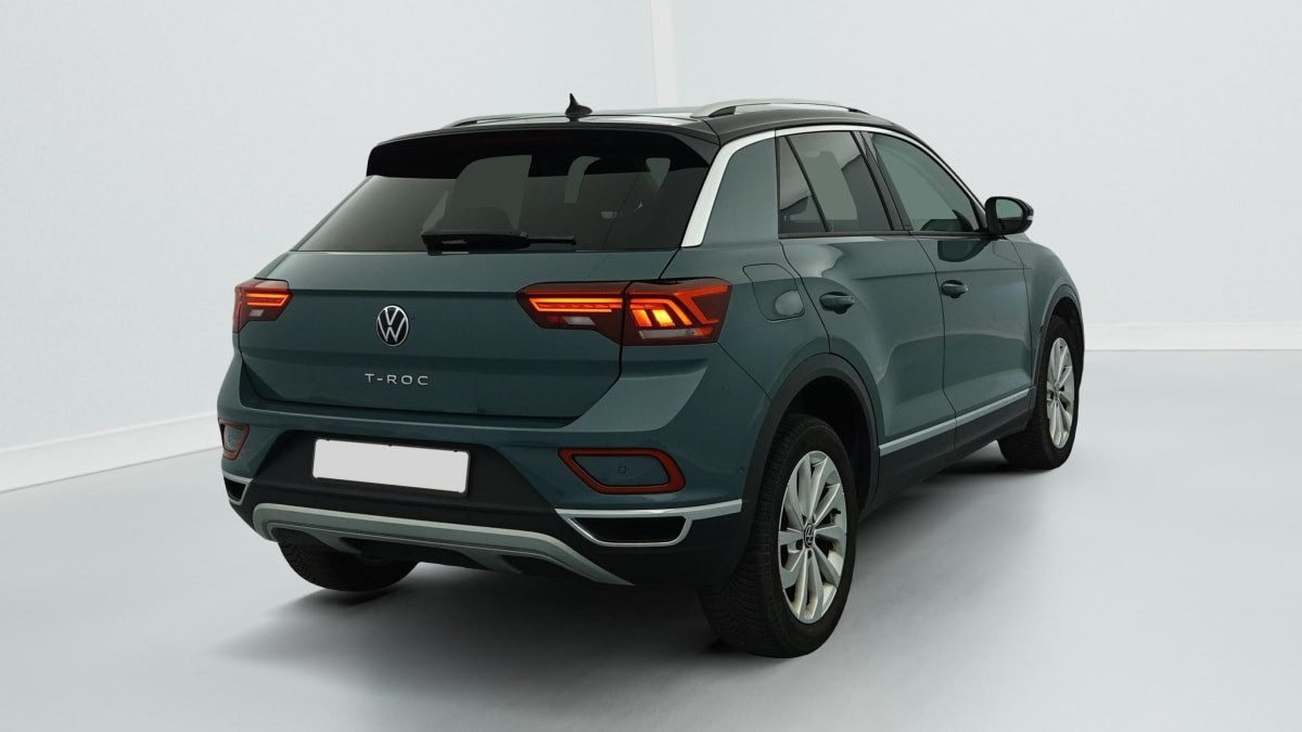 Vente en ligne Volkswagen T-Roc 1.0 TSI 110 START STOP BVM6 STYLE au prix de 21 300 €