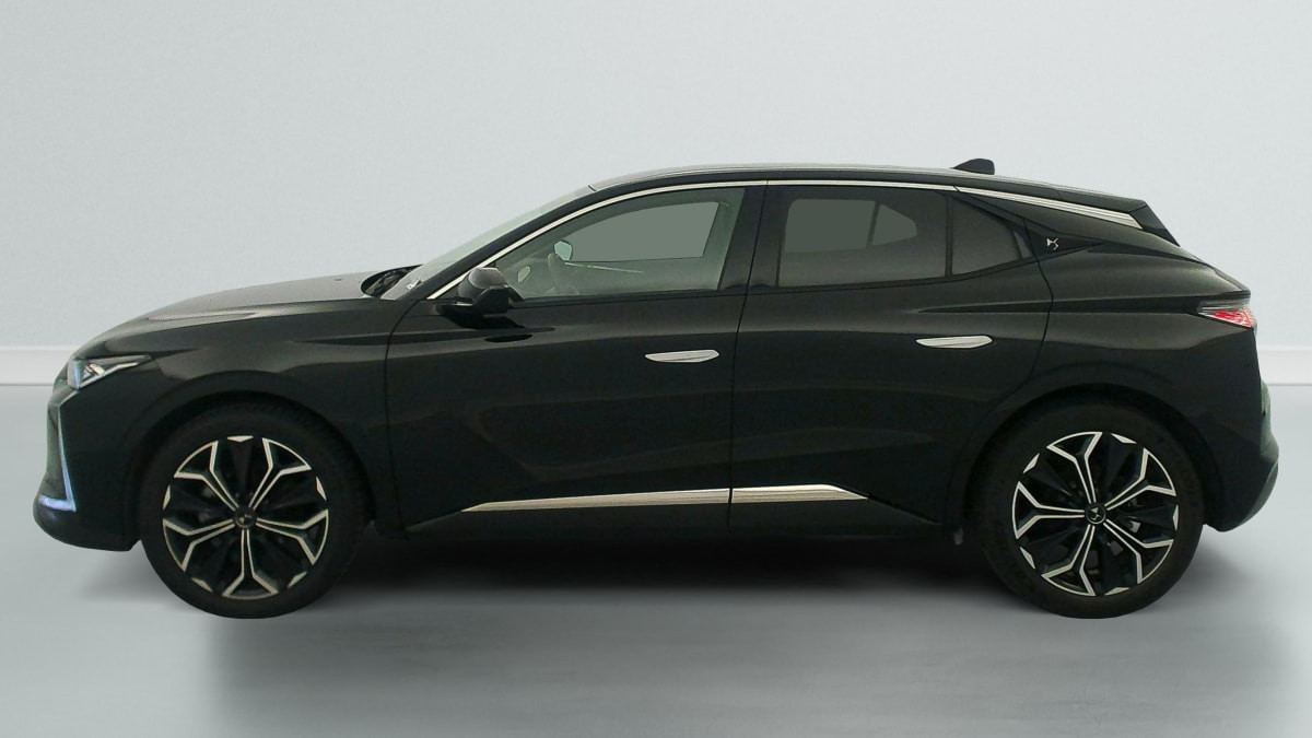 Vente en ligne Ds DS4 Hybride 145 e-DCT6 Etoile - Alcantara au prix de 26 450 €