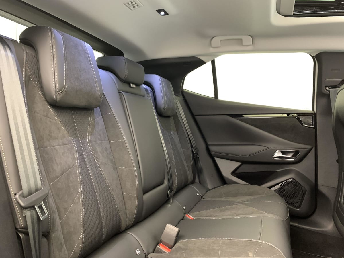 Vente en ligne Ds DS4 Hybride 145 e-DCT6 Etoile - Alcantara au prix de 33 240 €