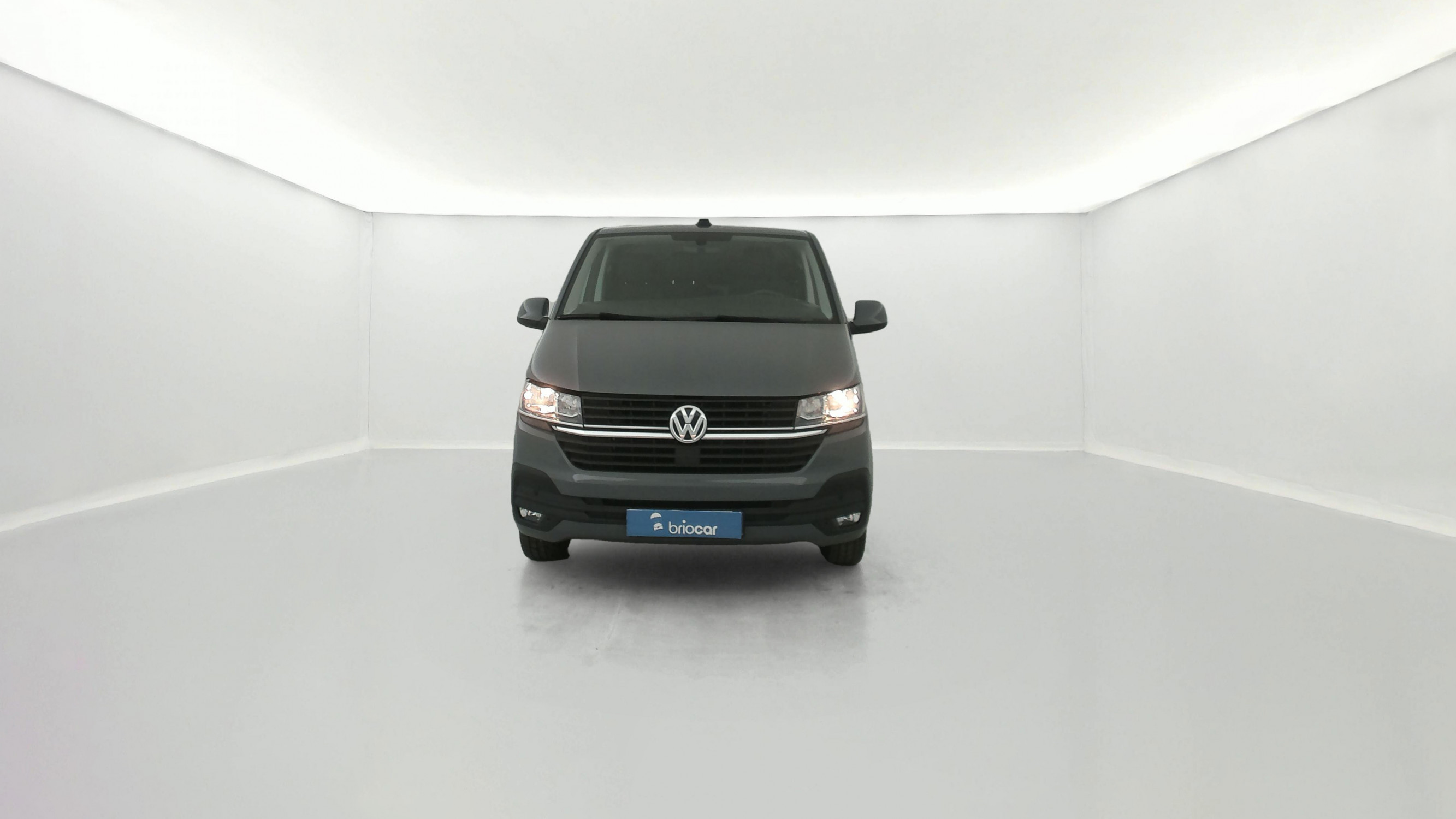 Vente en ligne Volkswagen Transporter 2.8T L1H1 2.0 TDI 150ch Business DSG7 + Caméra de recul + GPS au prix de 34 990 €