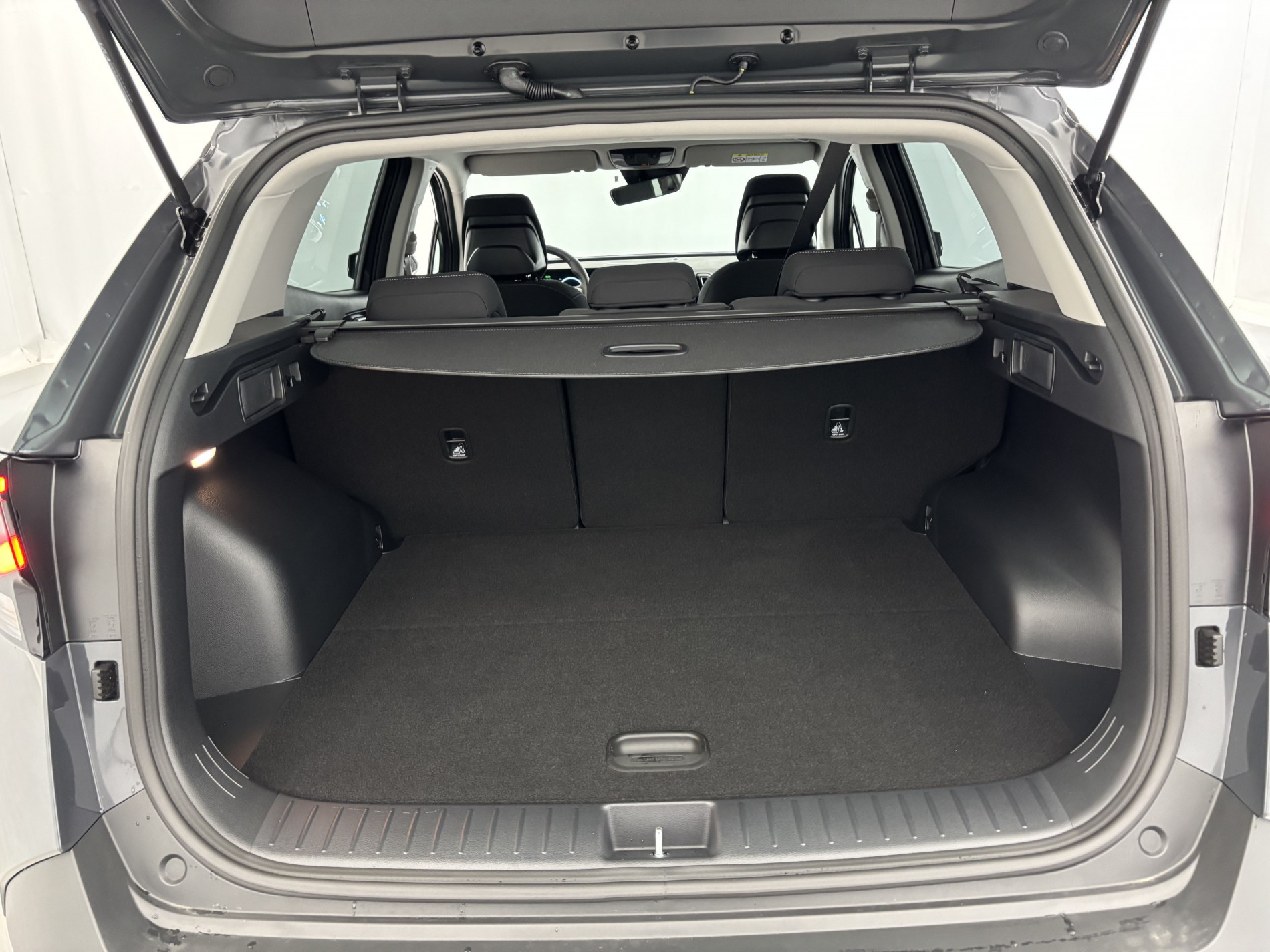 Vente en ligne Kia Sportage 1.6 T-GDi 210ch HEV Active BVA6 Suréquipé au prix de 30 990 €