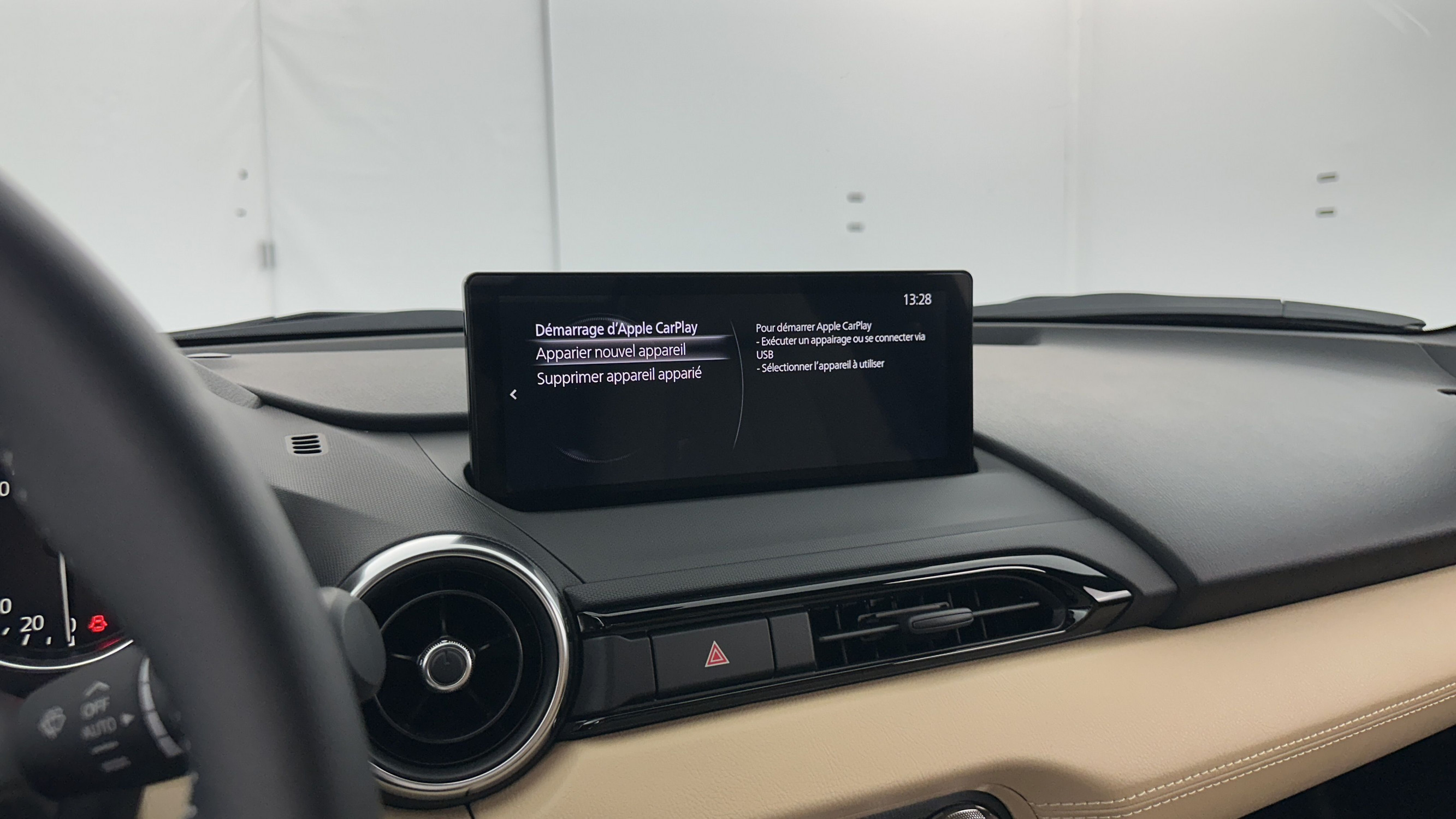 Vente en ligne Mazda MX-5 MX-5 ROADSTER 1.5 SKYACTIV-G 132ch Kazari au prix de 35 210 €