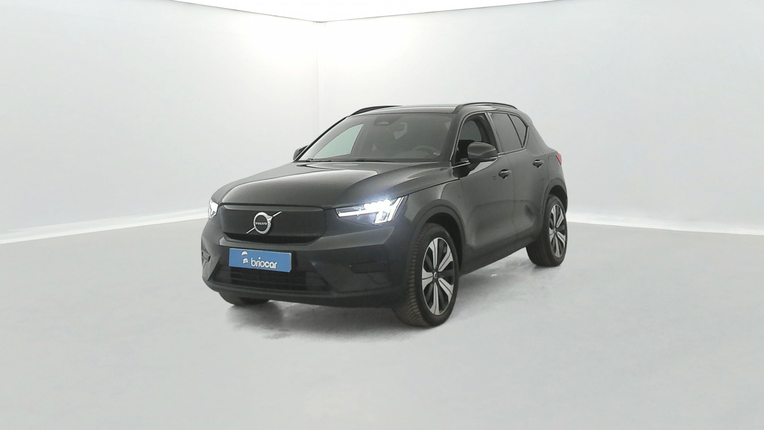 Volvo XC40 Recharge 231ch Plus EDT + Pack Hiver avec pompe à chaleur occasion de 2022 en vente à Rennes