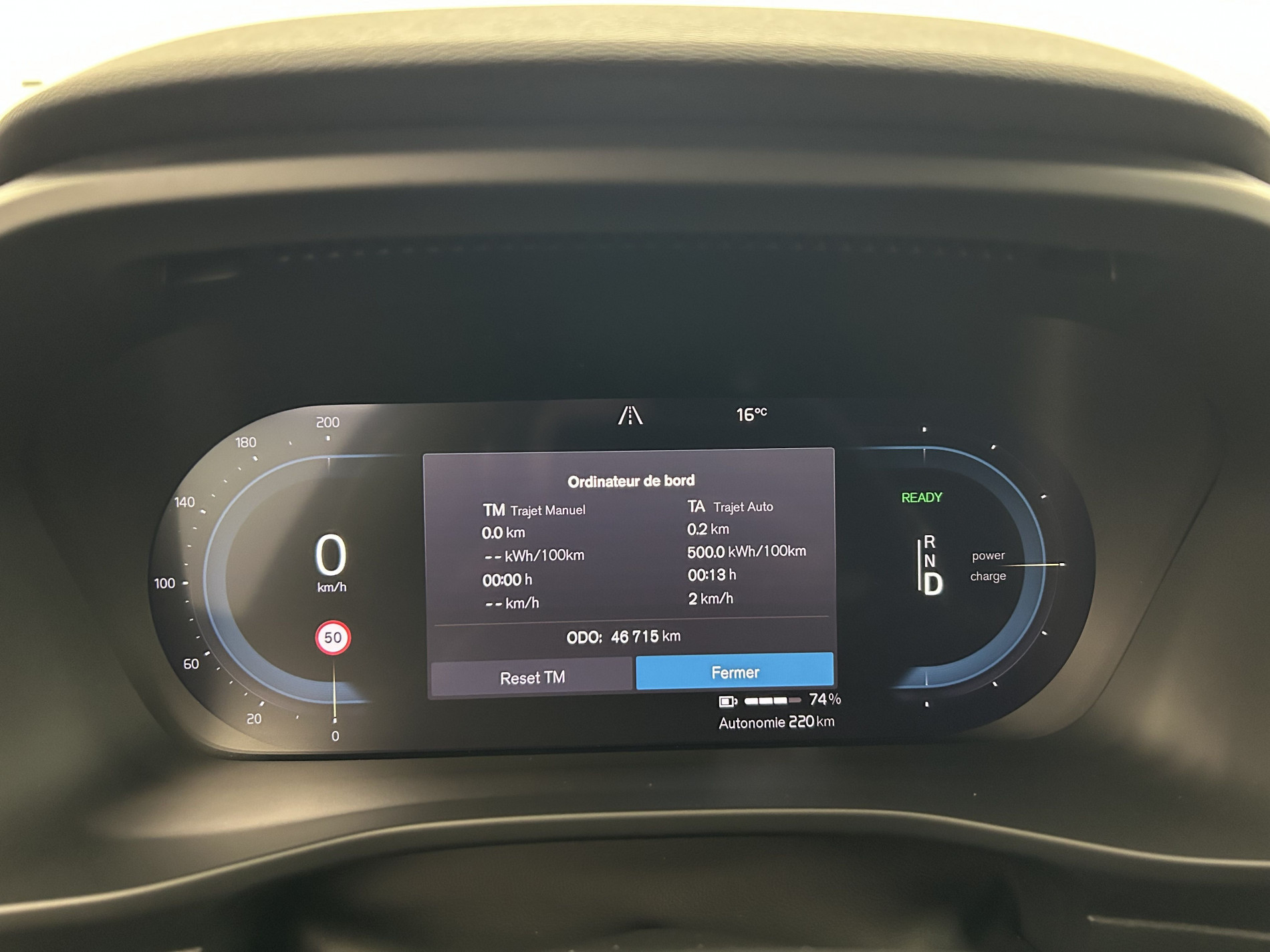 Vente en ligne Volvo XC40 Recharge 231ch Plus EDT + Pack Hiver avec pompe à chaleur au prix de 29 780 €