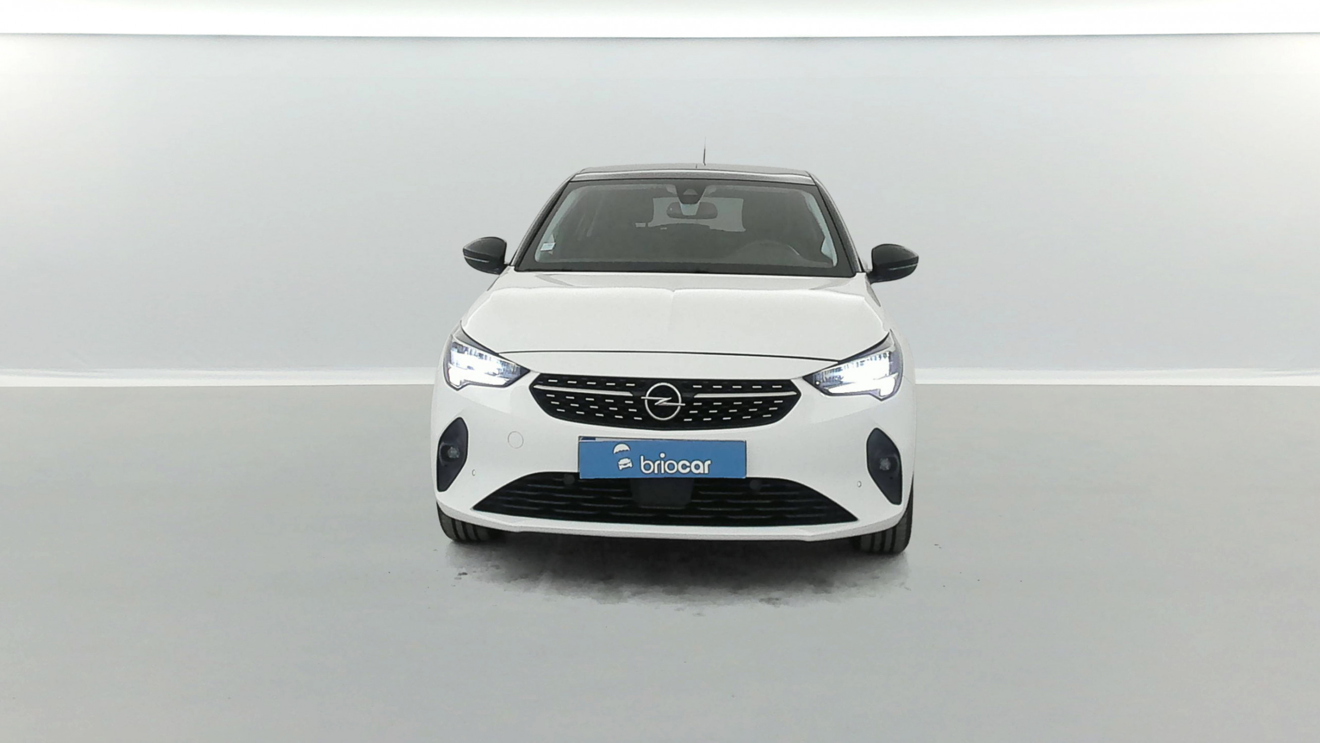 Vente en ligne Opel Corsa 1.2 75ch Design & Tech Suréquipée au prix de 10 490 €