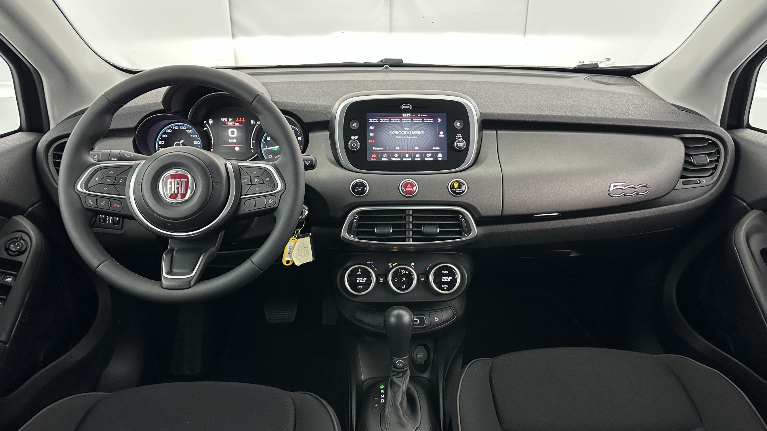 Vente en ligne Fiat 500X 500X 1.5 FireFly Turbo 130ch Pack Confort Style Hybrid DCT7 au prix de 22 510 €