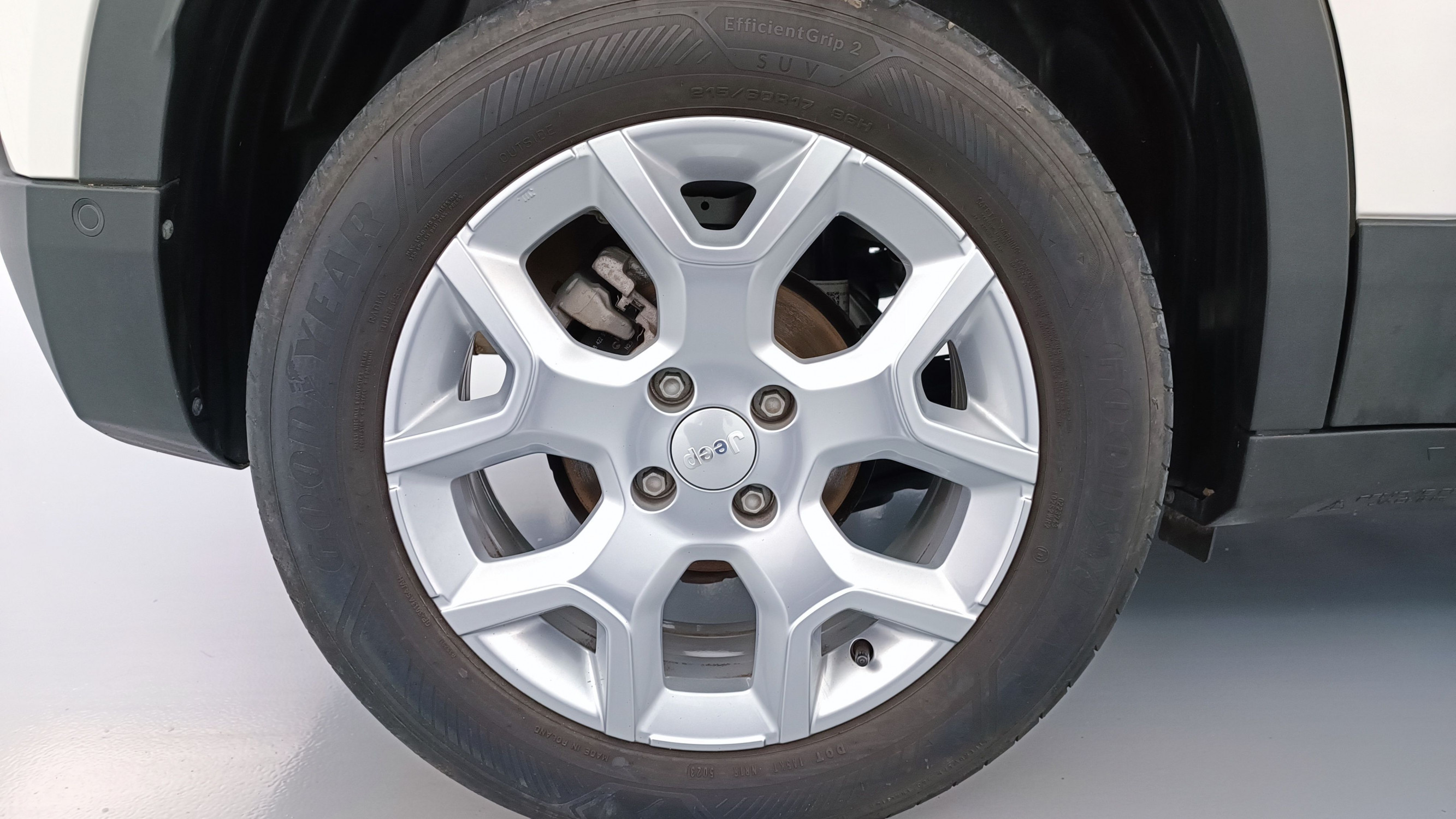 Vente en ligne Jeep Avenger AVENGER 1.2 T3 100ch Altitude au prix de 21 200 €