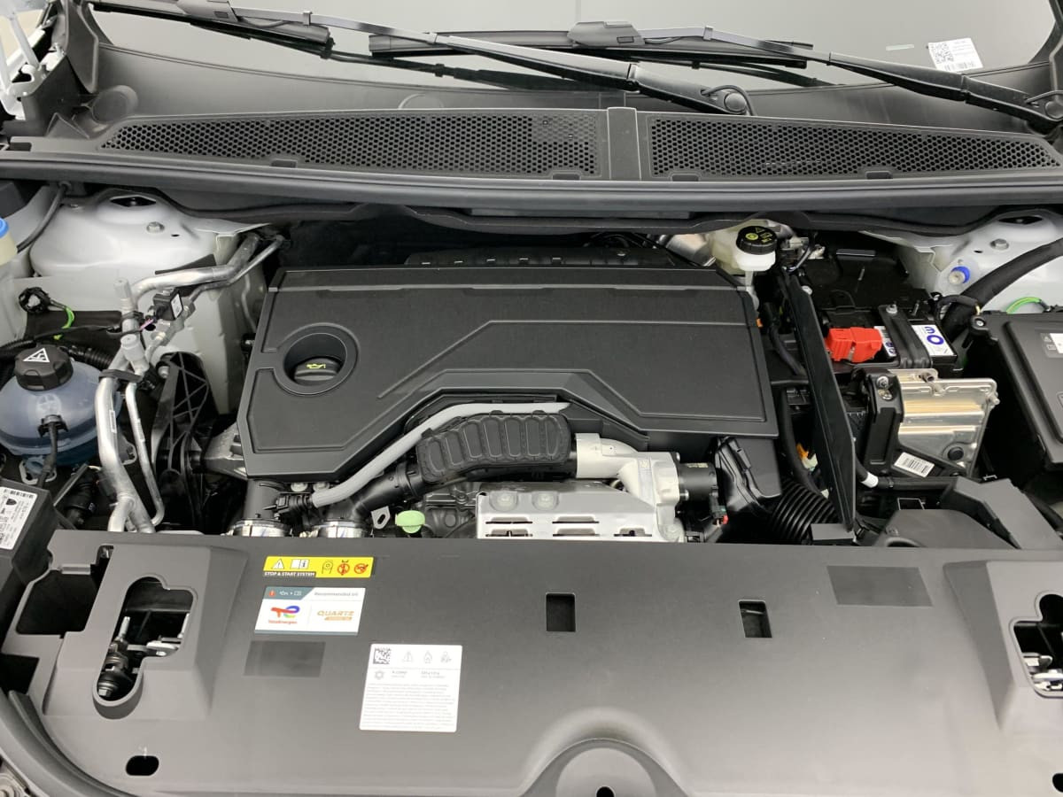 Vente en ligne Peugeot 3008 Hybrid 145 e-DCS6 GT au prix de 31 920 €