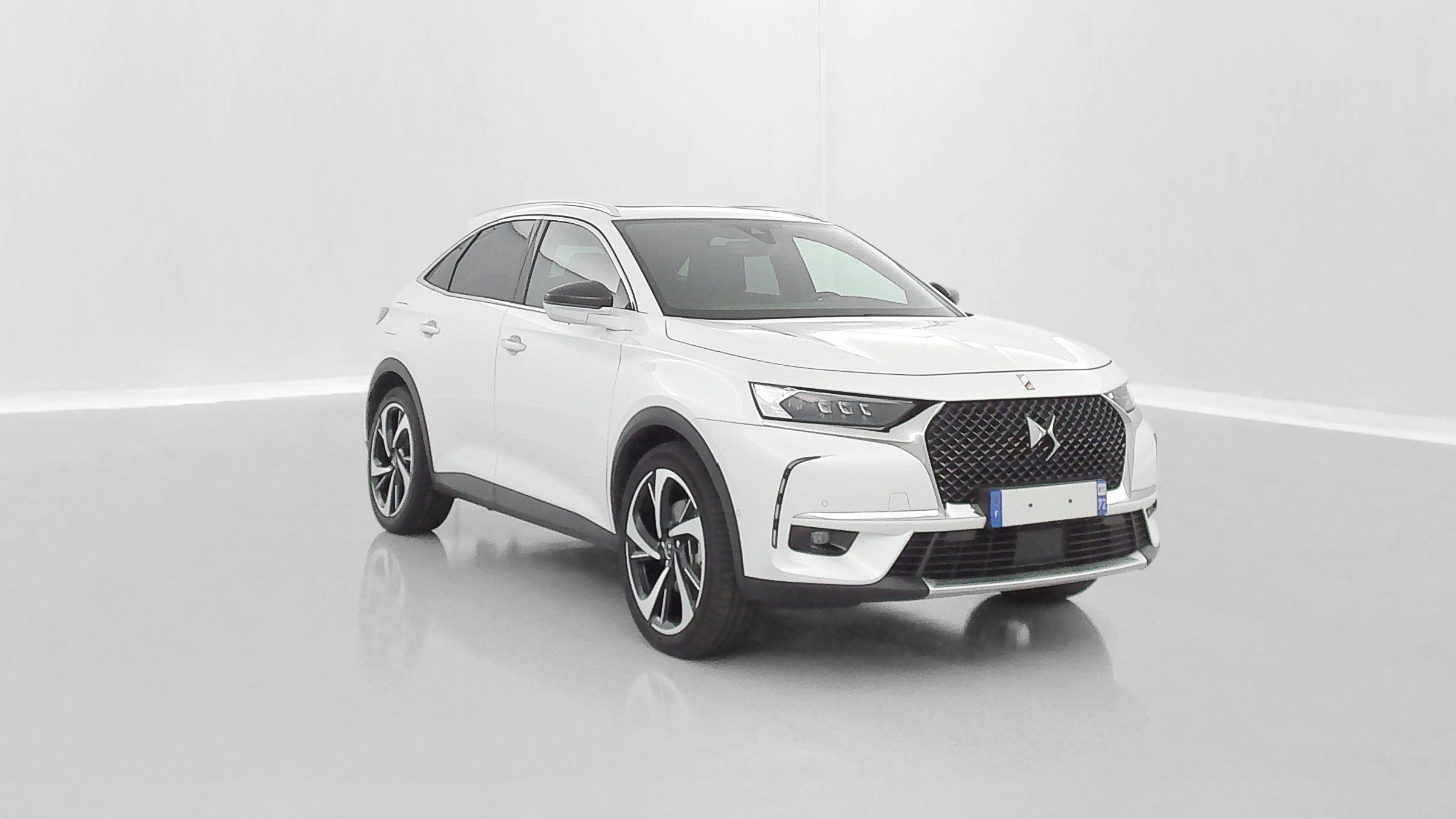 Vente en ligne Ds DS7 Crossback DS7 CROSSBACK 1.6 Hybride E-Tense 300 EAT8 4x4 Rivoli au prix de 45 320 €