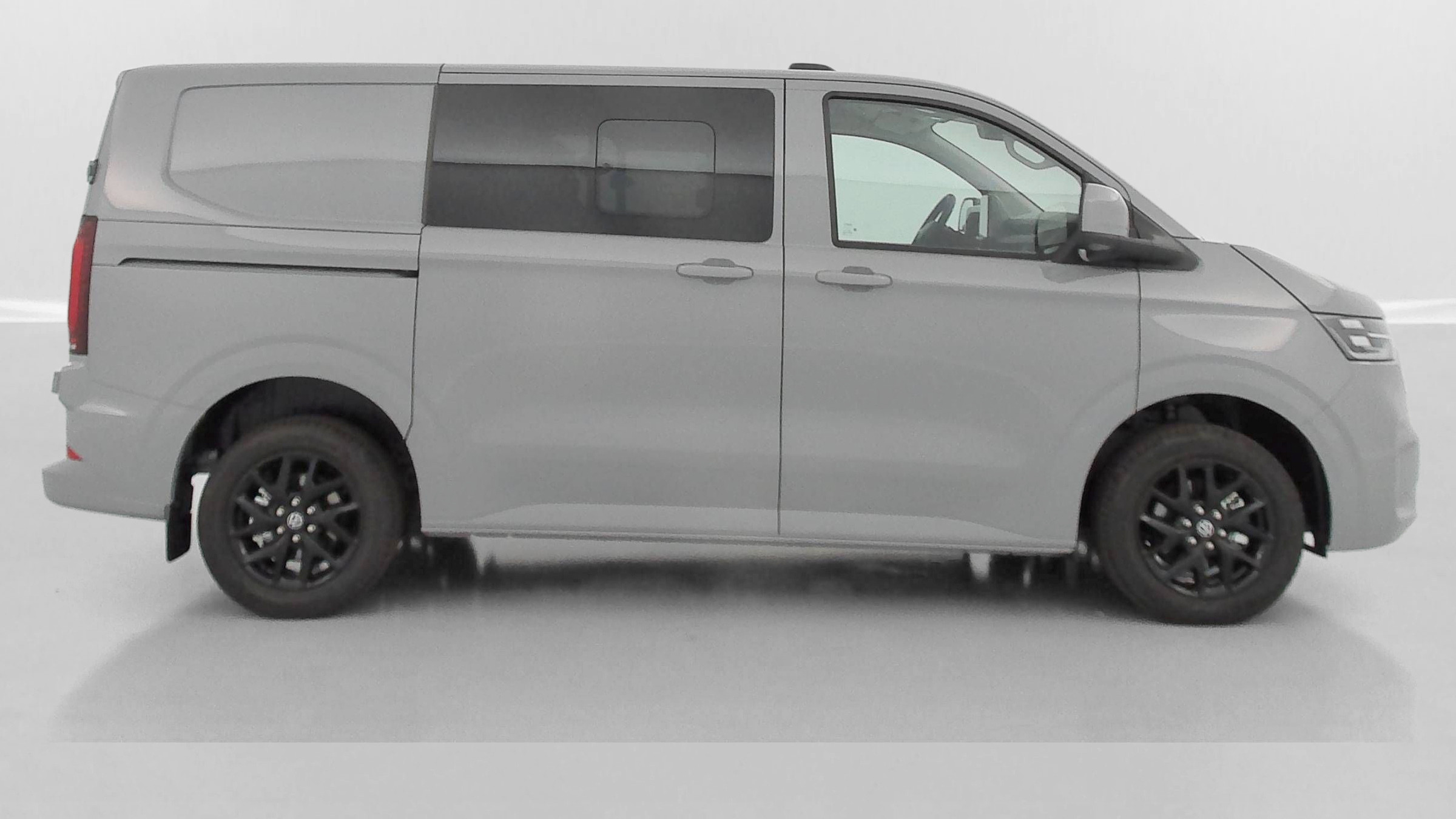 Vente en ligne Volkswagen Transporter TRANSPORTER PROCAB T7 L1H1 2.0 TDI 170ch Business BVA8 au prix de 51 080 €