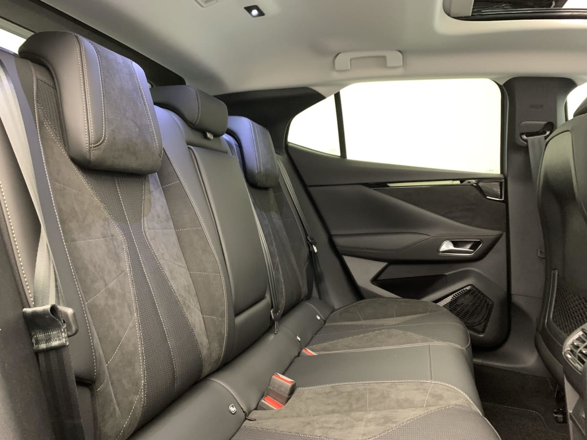 Vente en ligne Ds DS4 Hybride 145 e-DCT6 Etoile - Alcantara au prix de 32 430 €