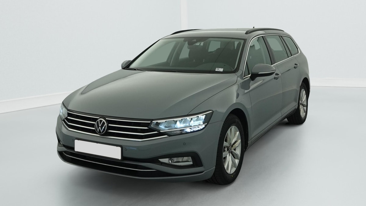 Volkswagen Passat SW 2.0 TDI EVO 150 DSG7 BUSINESS occasion de 2022 en vente à Rennes