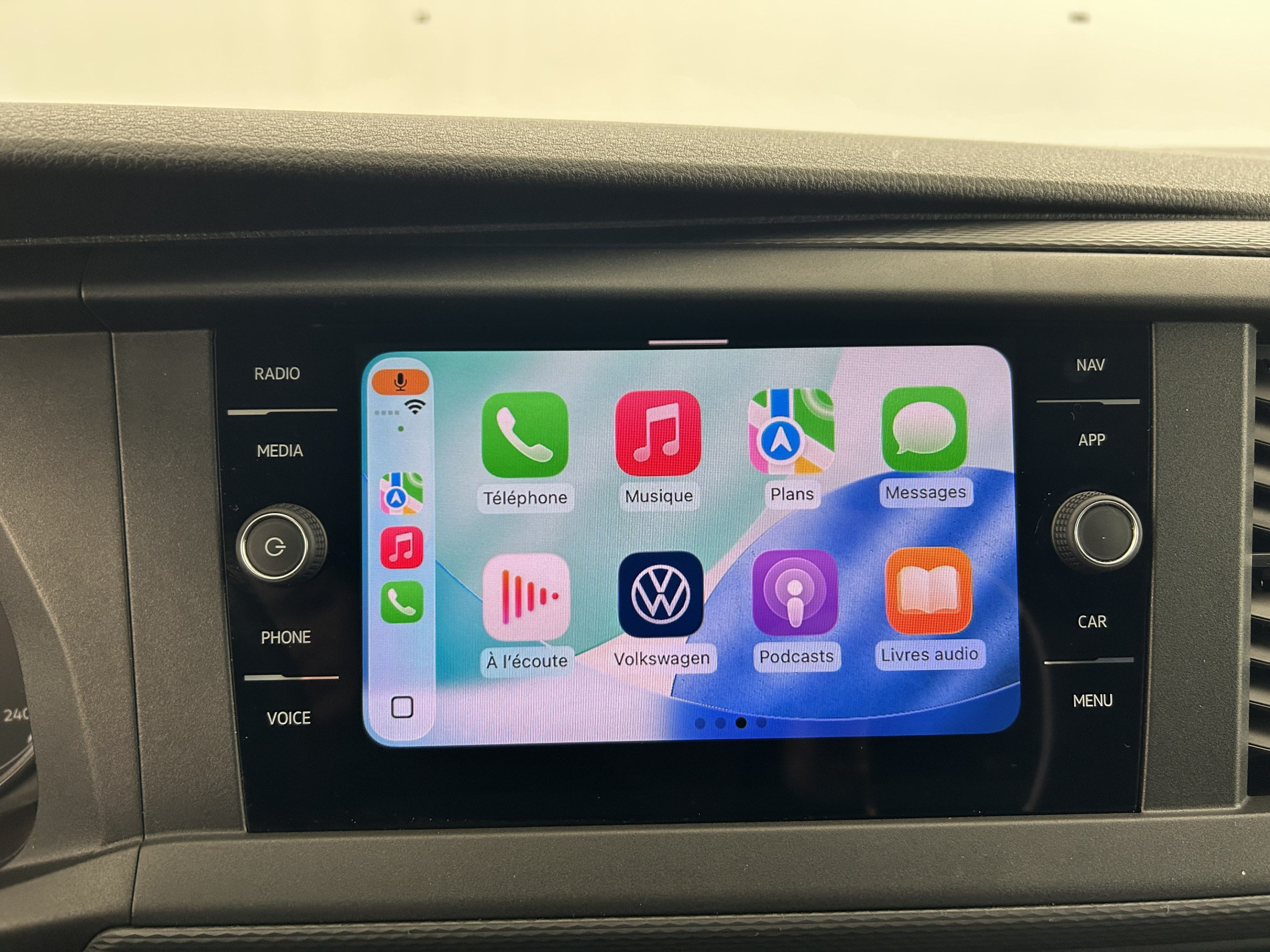 Vente en ligne Volkswagen Transporter 2.8T L1H1 2.0 TDI 150ch Business DSG7 + Caméra de recul + GPS au prix de 34 990 €