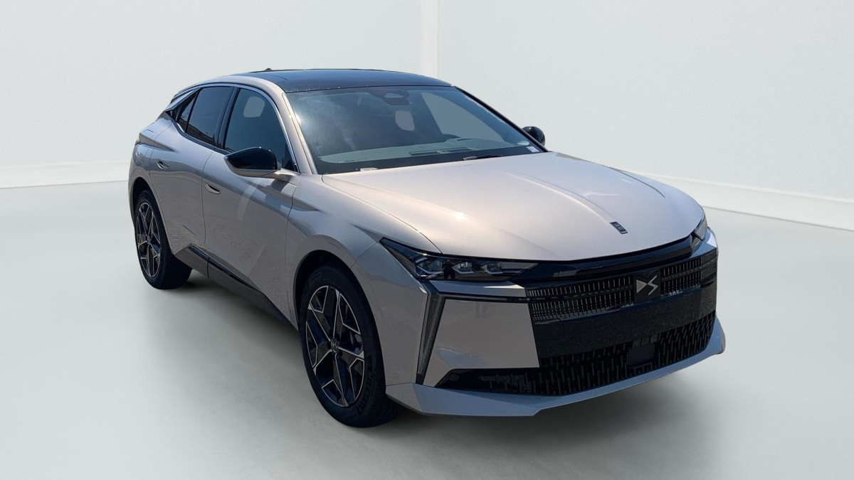 Vente en ligne Ds DS4 Hybride 145 e-DCT6 Etoile - Alcantara au prix de 33 420 €