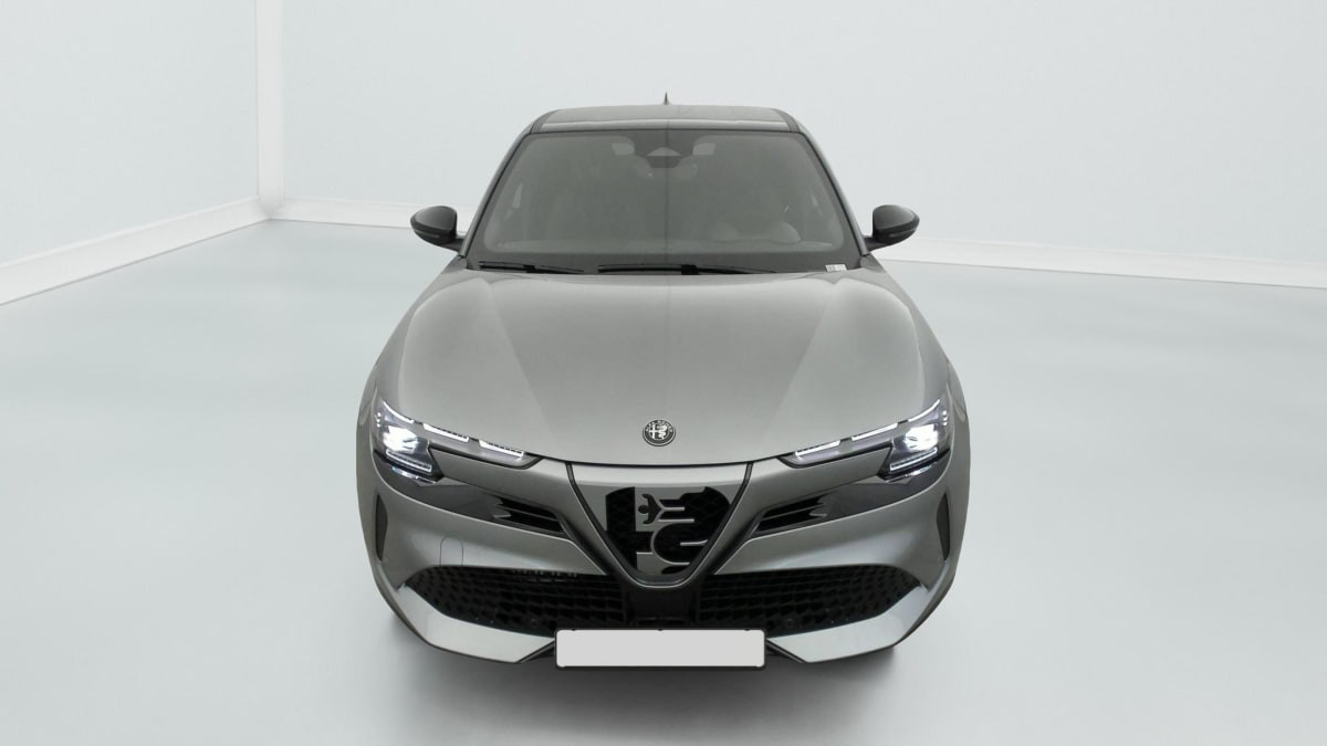 Vente en ligne Alfa Romeo Junior 1.2 Ibrida 145 ch eDCT6 Intensa au prix de 30 480 €