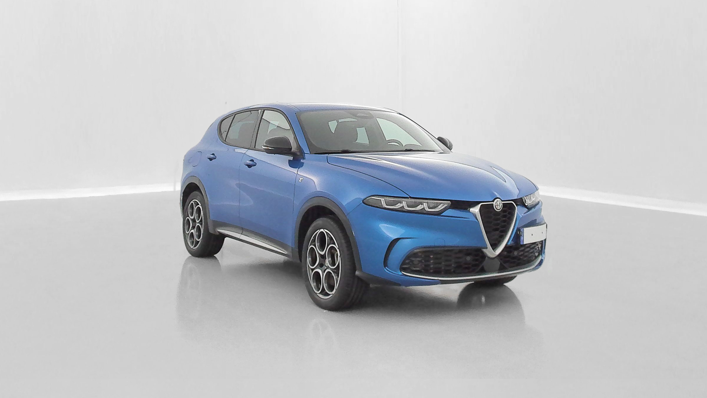 Vente en ligne Alfa Romeo Tonale TONALE 1.3 Hybride Rechargeable PHEV 280ch AT6 Ti au prix de 27 400 €