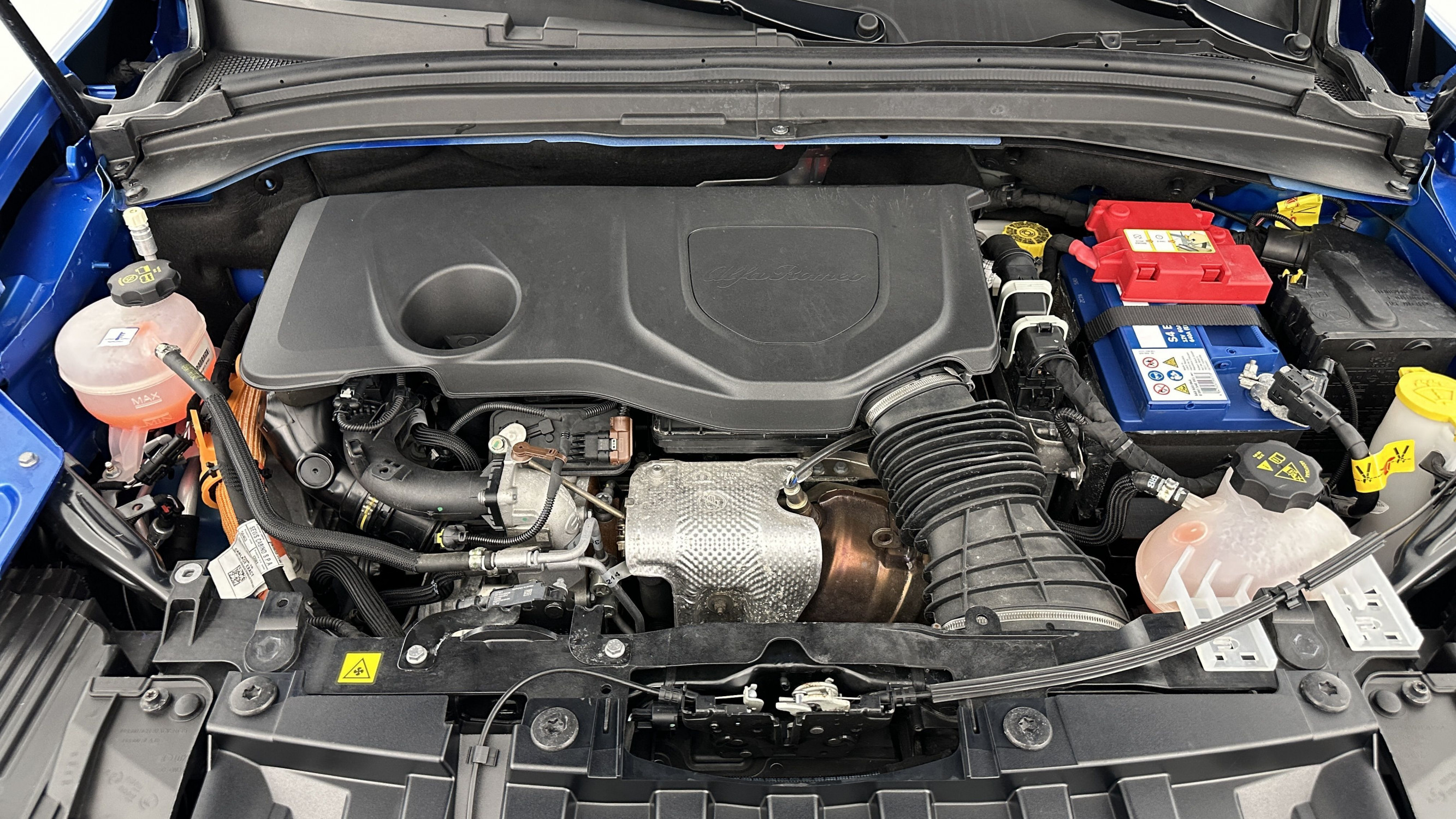 Vente en ligne Alfa Romeo Tonale TONALE 1.3 Hybride Rechargeable PHEV 280ch AT6 Ti au prix de 27 400 €