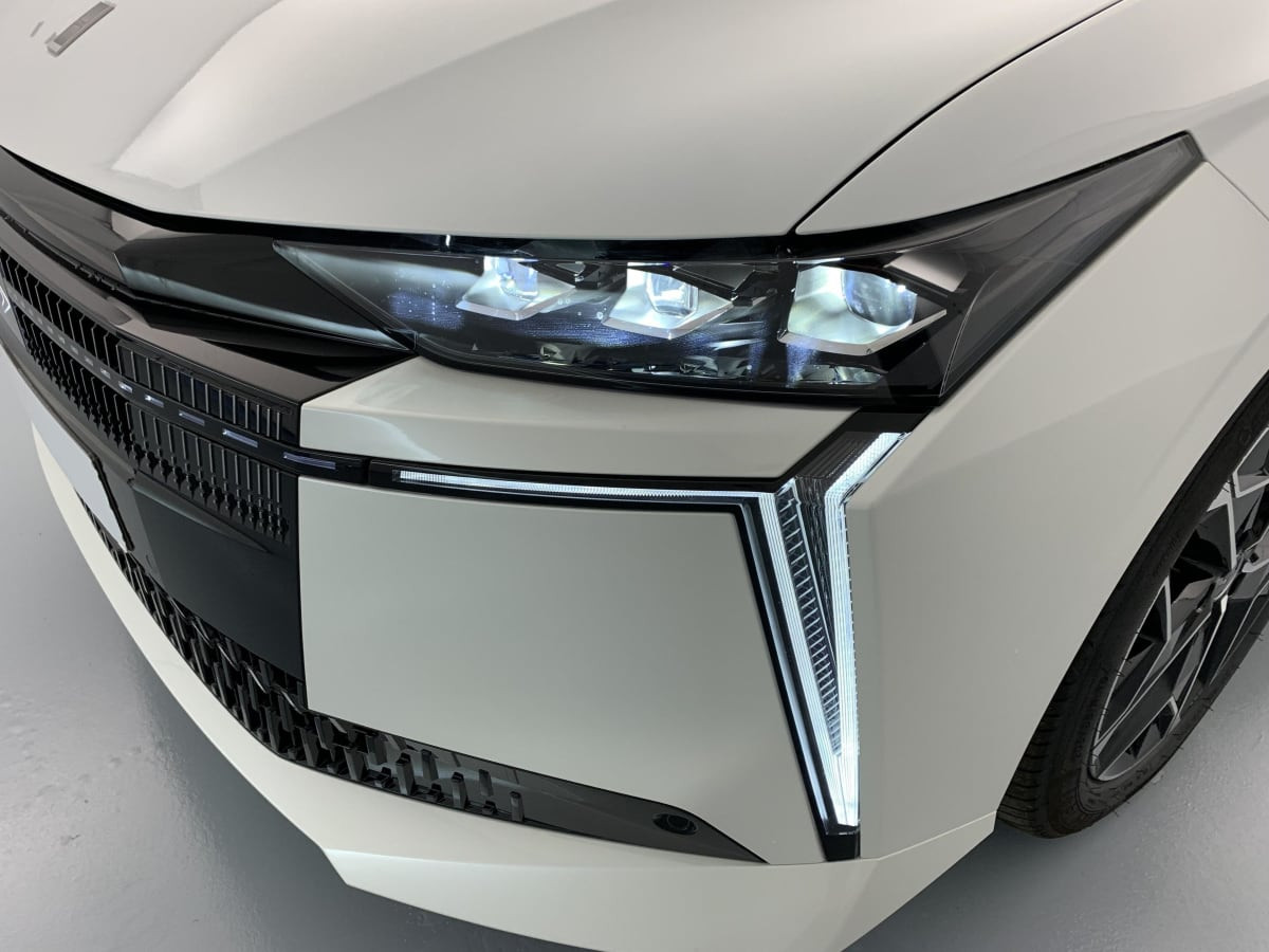Vente en ligne Ds DS4 Hybride 145 e-DCT6 Etoile - Alcantara au prix de 33 240 €