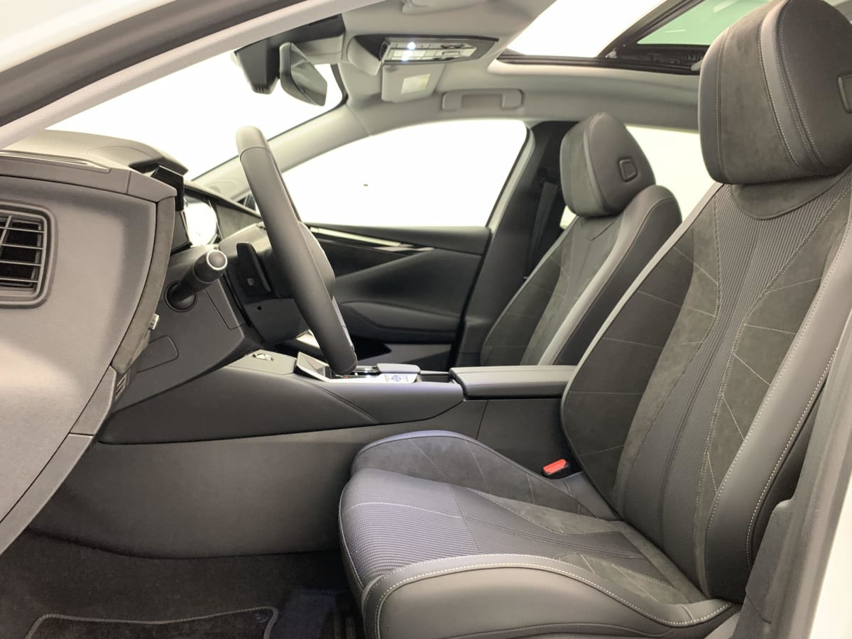Vente en ligne Ds DS4 Hybride 145 e-DCT6 Etoile - Alcantara au prix de 33 240 €