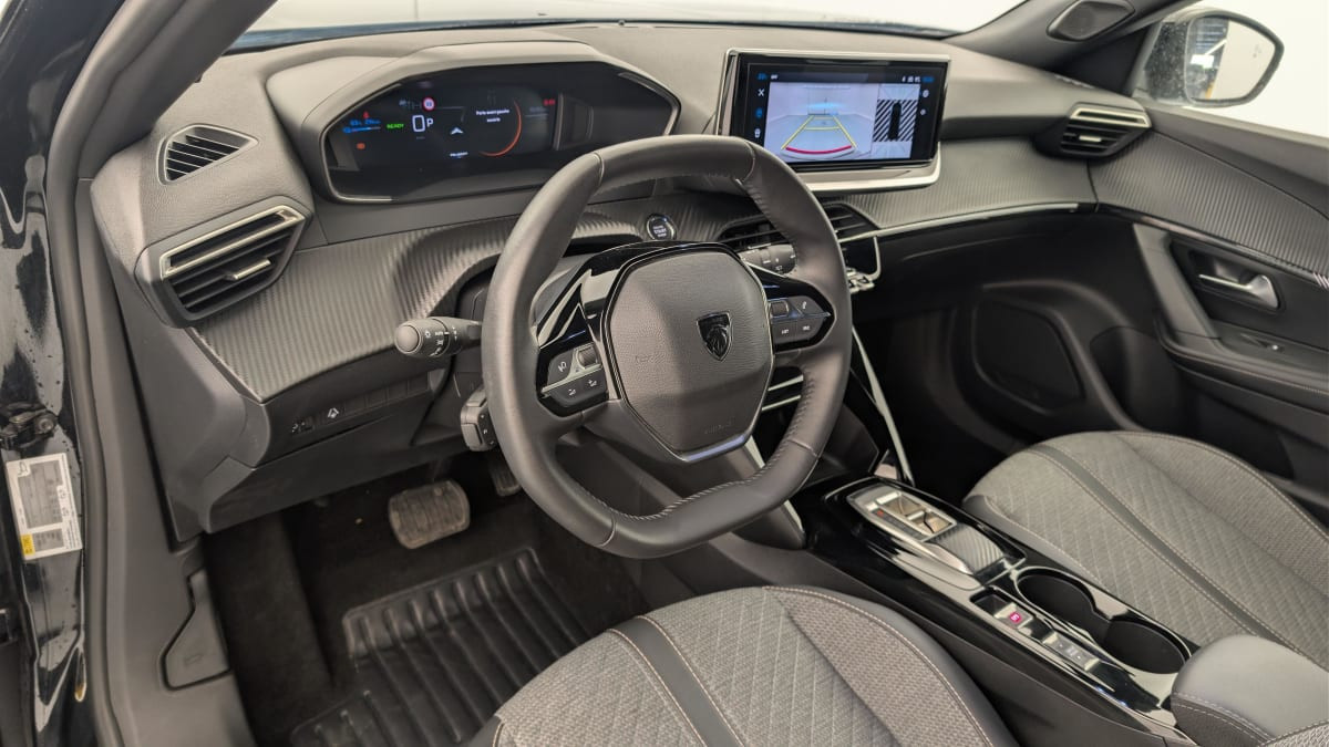 Vente en ligne Peugeot 2008 50 kWh 136 ch Allure au prix de 24 390 €