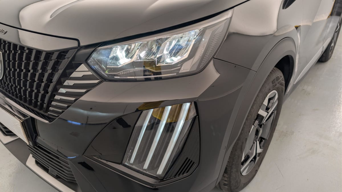 Vente en ligne Peugeot 2008 50 kWh 136 ch Allure au prix de 24 390 €