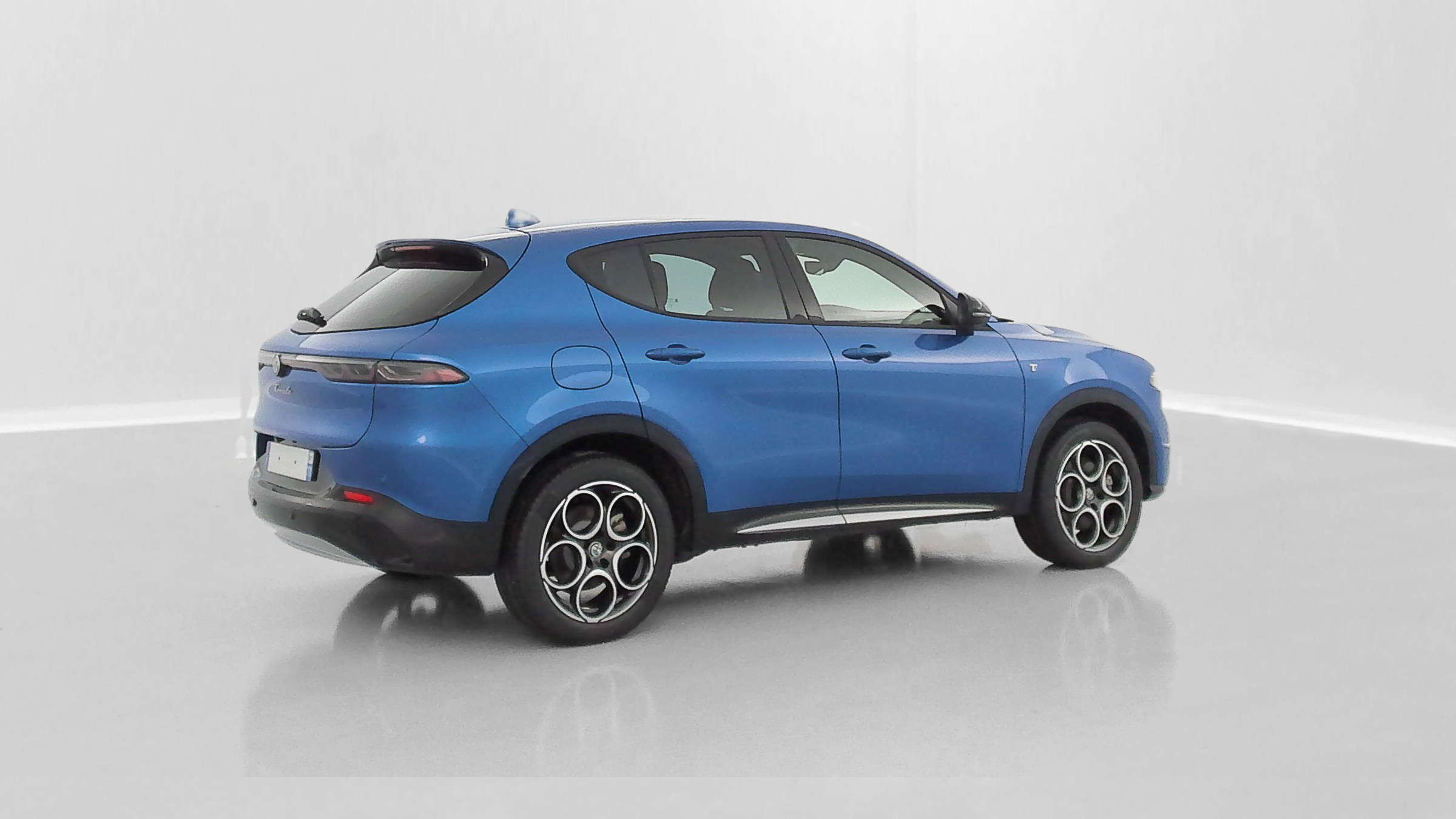 Vente en ligne Alfa Romeo Tonale TONALE 1.3 Hybride Rechargeable PHEV 280ch AT6 Ti au prix de 27 400 €