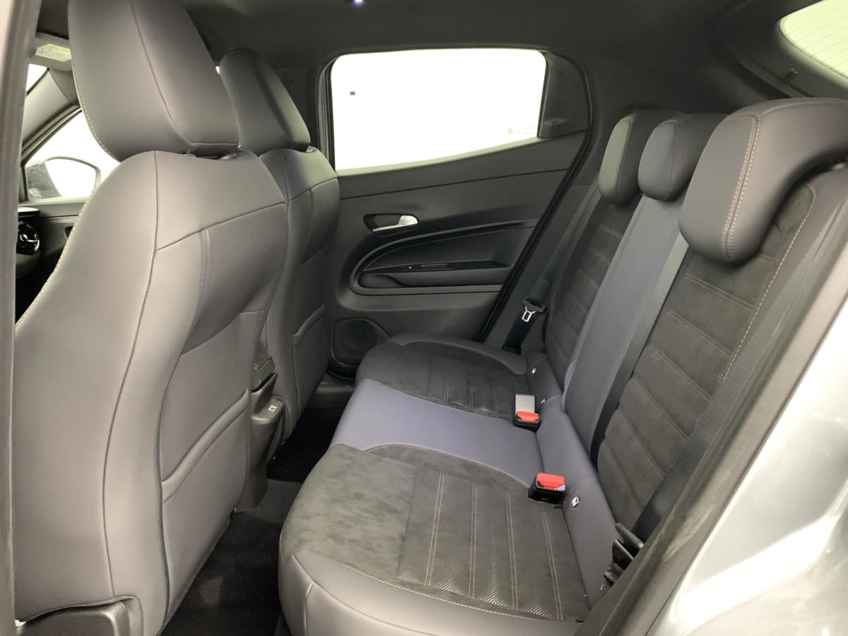Vente en ligne Alfa Romeo Junior 1.2 Ibrida 145 ch eDCT6 Intensa au prix de 30 480 €