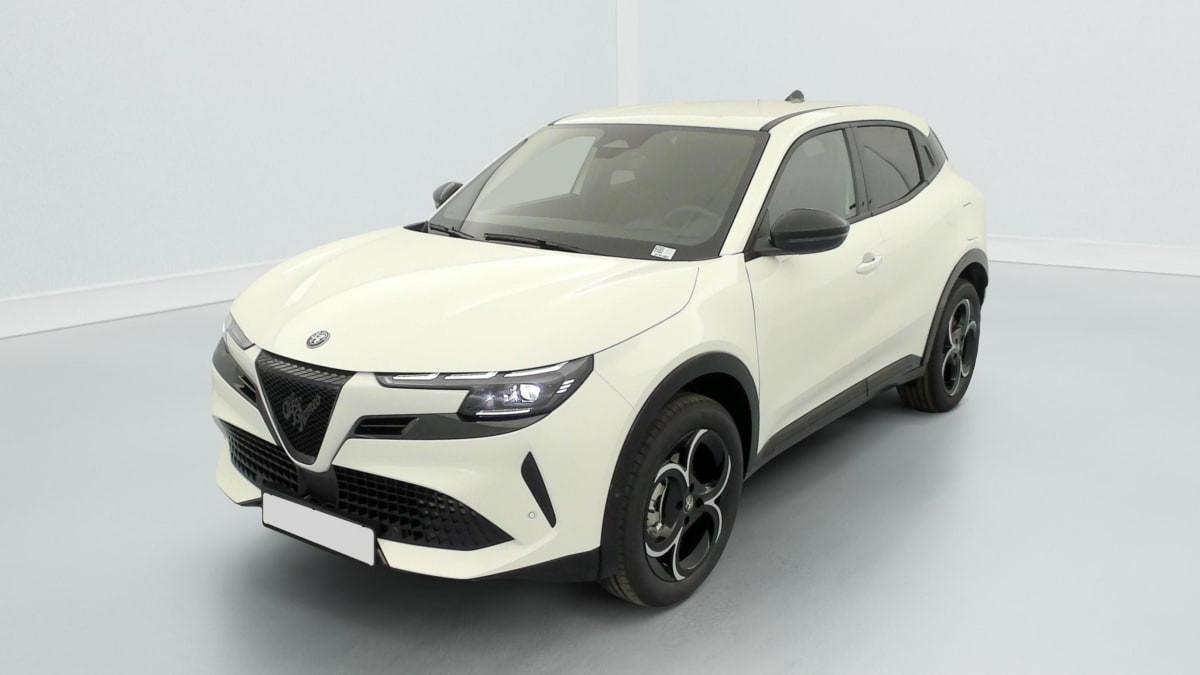 Alfa Romeo Junior 1.2 Ibrida 145 ch e-DCT6 Ti occasion de 2026 en vente à Rennes