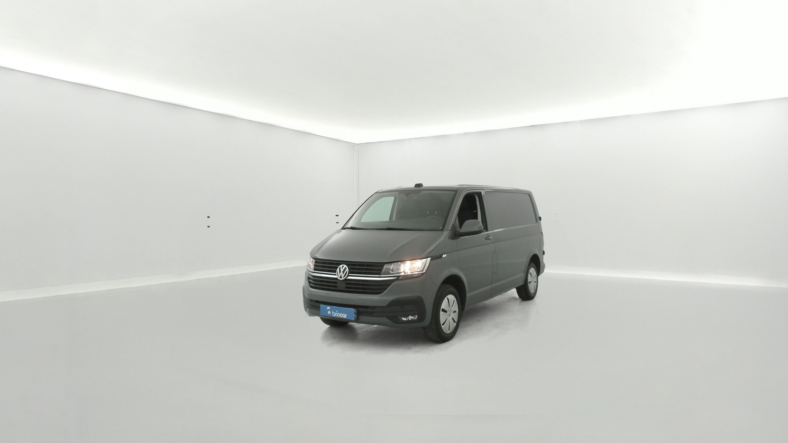 Volkswagen Transporter 2.8T L1H1 2.0 TDI 150ch Business DSG7 + Caméra de recul + GPS occasion de 2023 en vente à Rennes