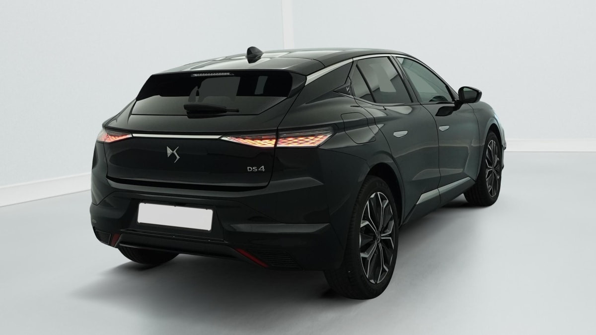 Vente en ligne Ds DS4 Hybride 145 e-DCT6 Etoile - Alcantara au prix de 26 450 €