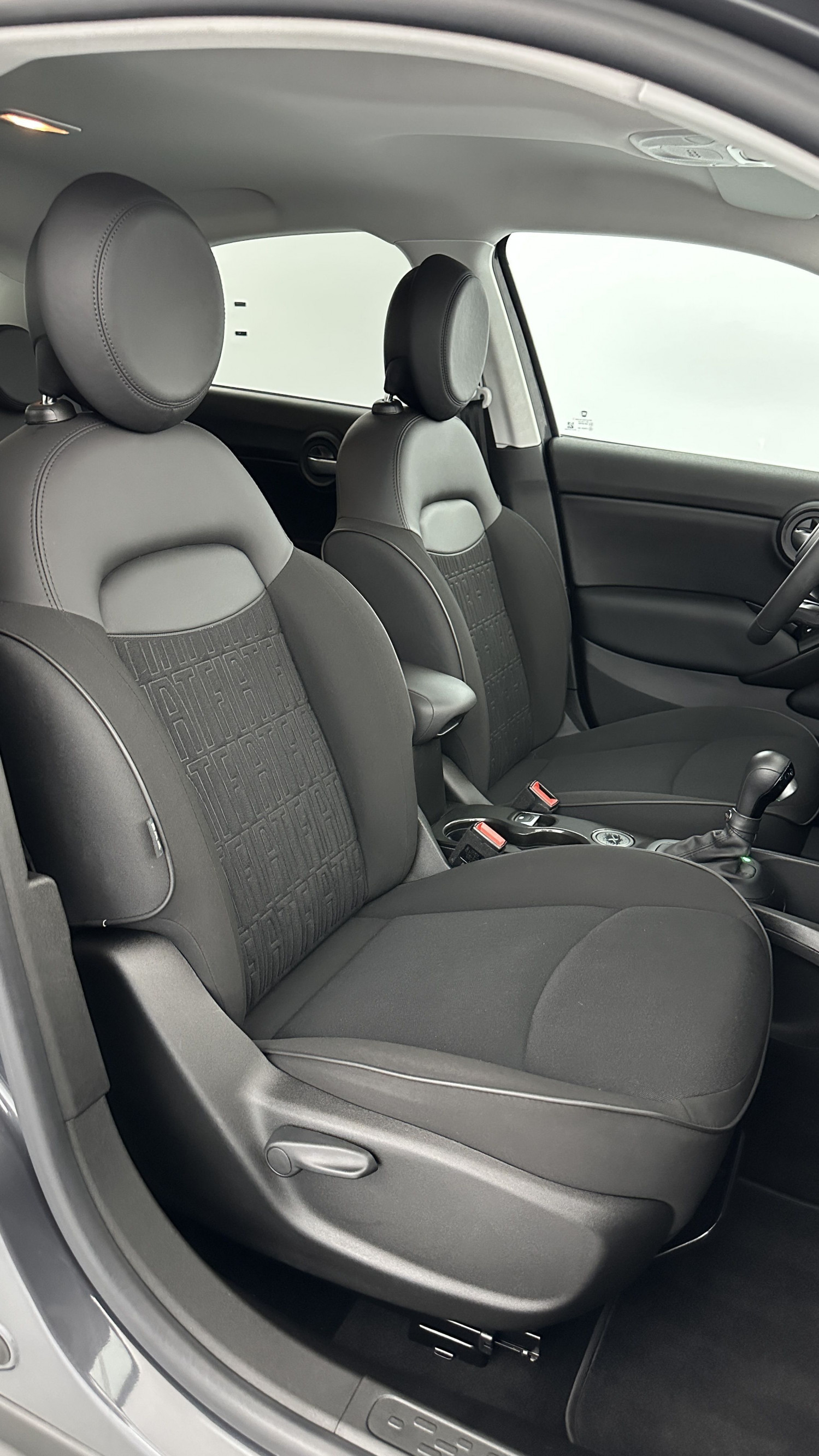 Vente en ligne Fiat 500X 500X 1.5 FireFly Turbo 130ch Pack Confort Style Hybrid DCT7 au prix de 20 500 €