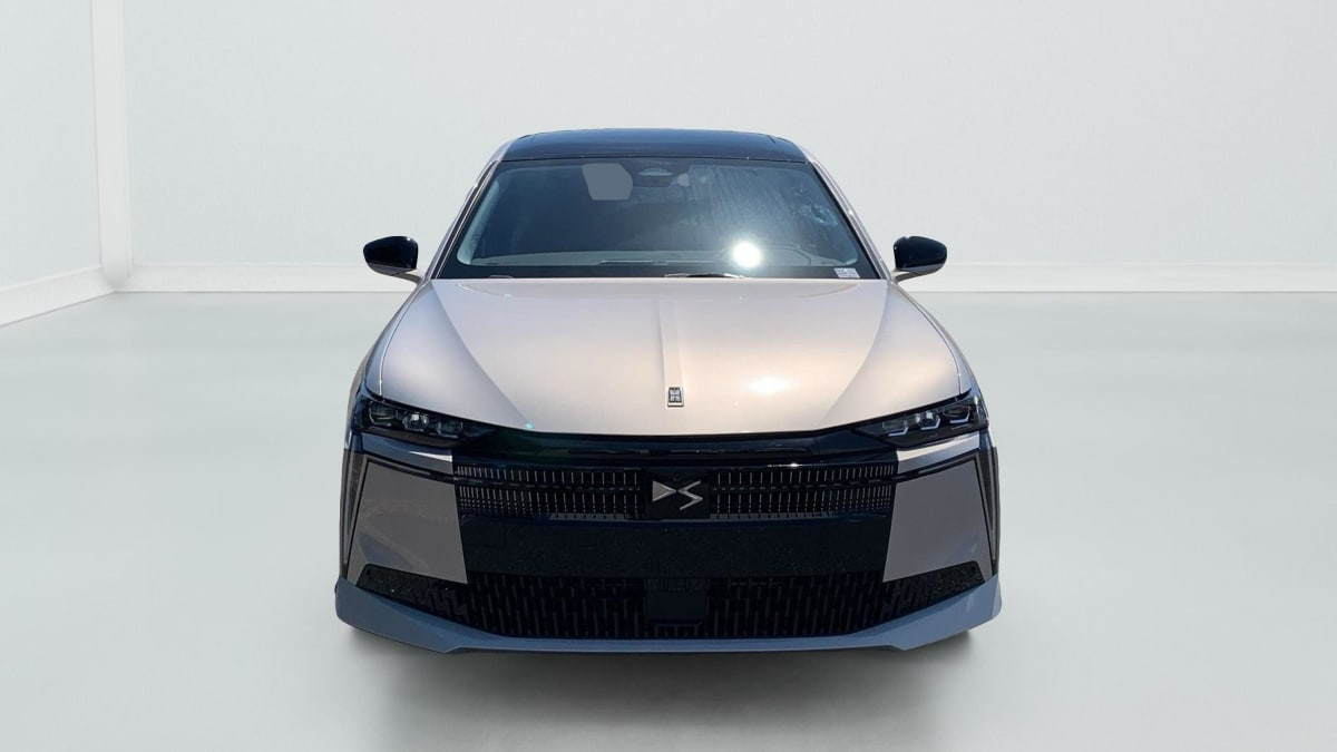 Vente en ligne Ds DS4 Hybride 145 e-DCT6 Etoile - Alcantara au prix de 33 420 €