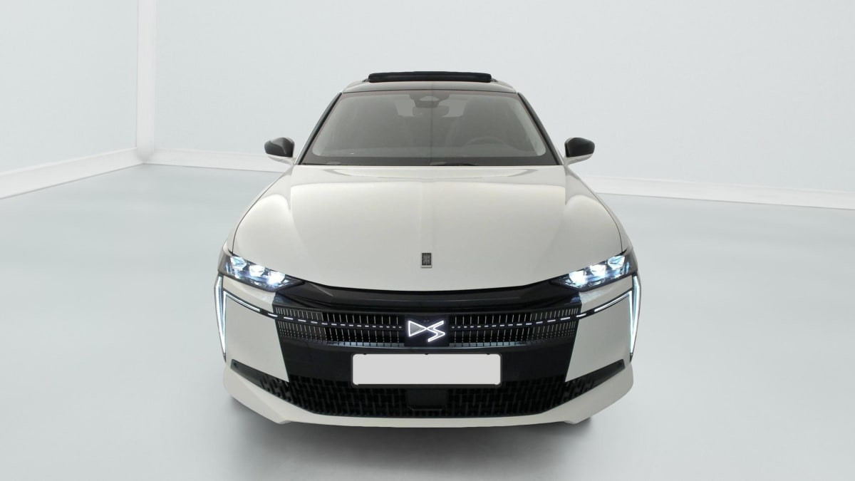Vente en ligne Ds DS4 Hybride 145 e-DCT6 Etoile - Alcantara au prix de 33 240 €