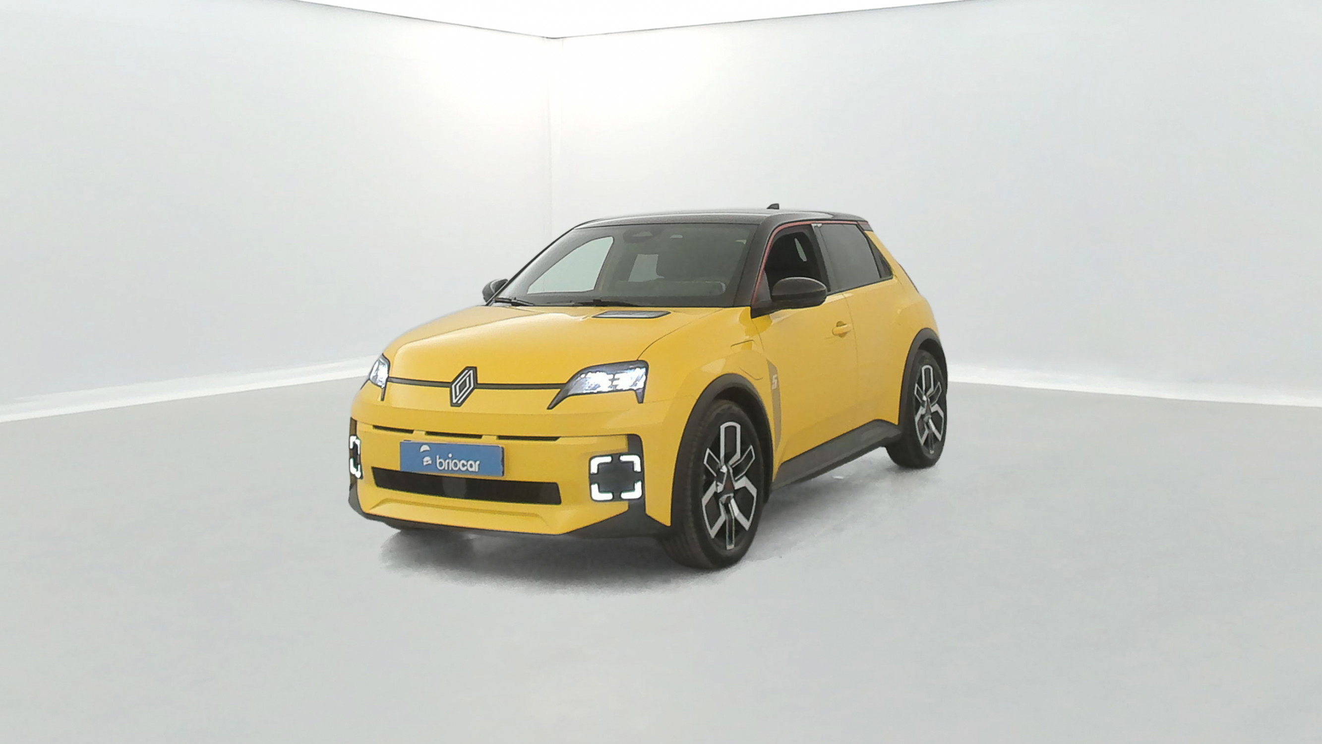 Renault R5 E-Tech Electrique 150ch Techno autonomie confort occasion de 2024 en vente à Rennes