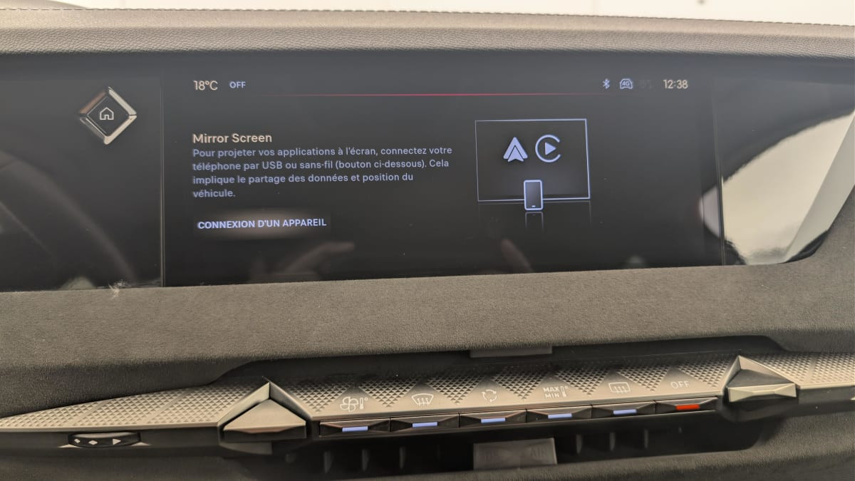 Vente en ligne Ds DS4 Hybride 145 e-DCT6 Etoile - Alcantara au prix de 26 450 €