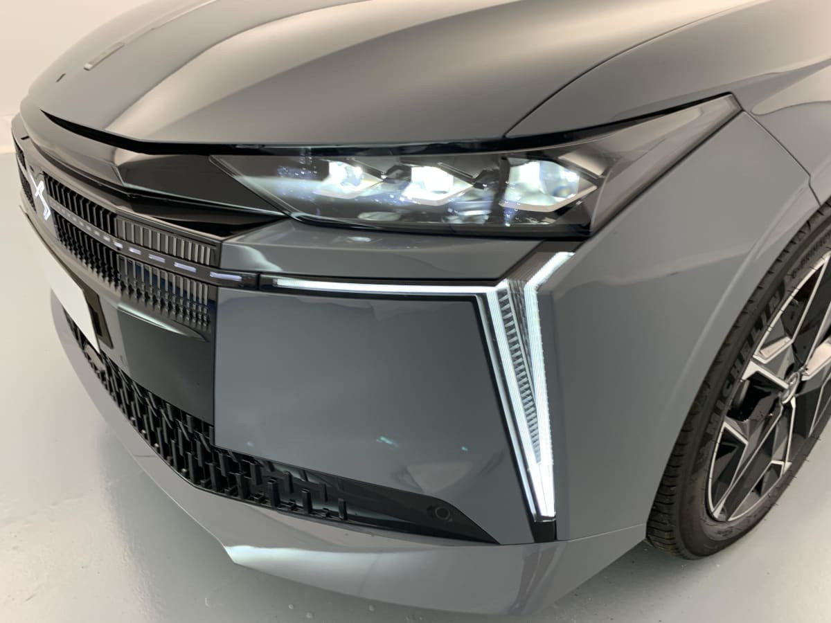 Vente en ligne Ds DS4 Hybride 145 e-DCT6 Etoile - Alcantara au prix de 32 430 €